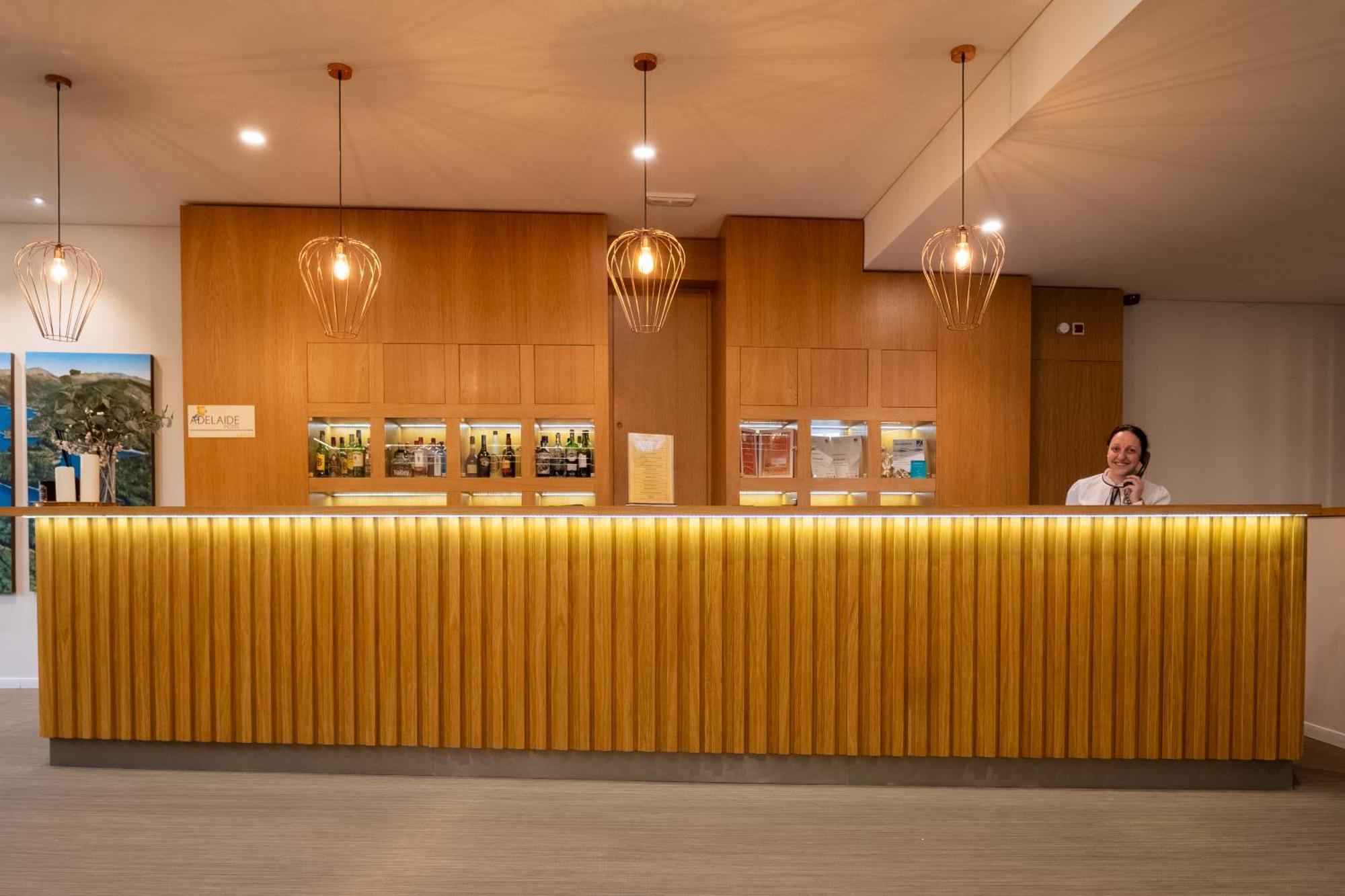 Adelaide Hotel Geres Luaran gambar