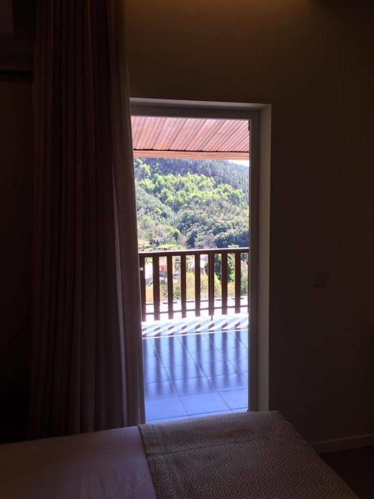 Adelaide Hotel Geres Luaran gambar