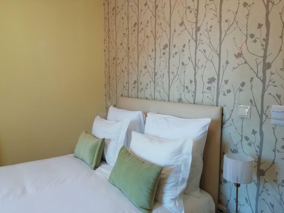 Adelaide Hotel Geres Luaran gambar